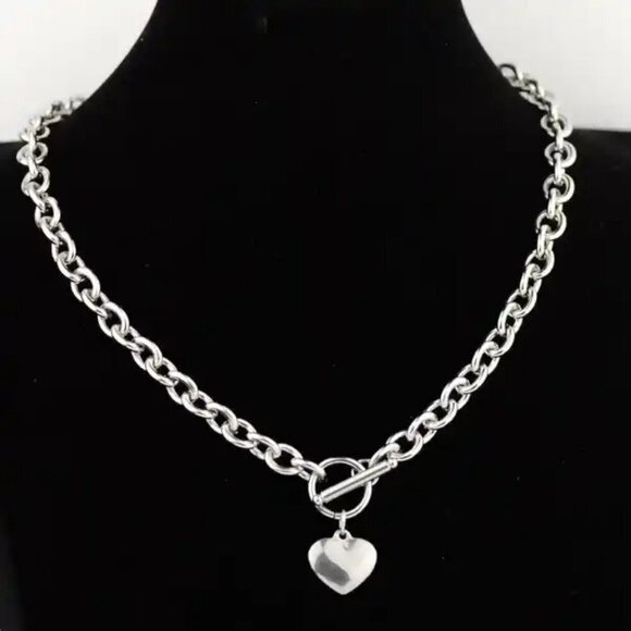 Heart Bracelet and Necklace set - Picture 3 of 7